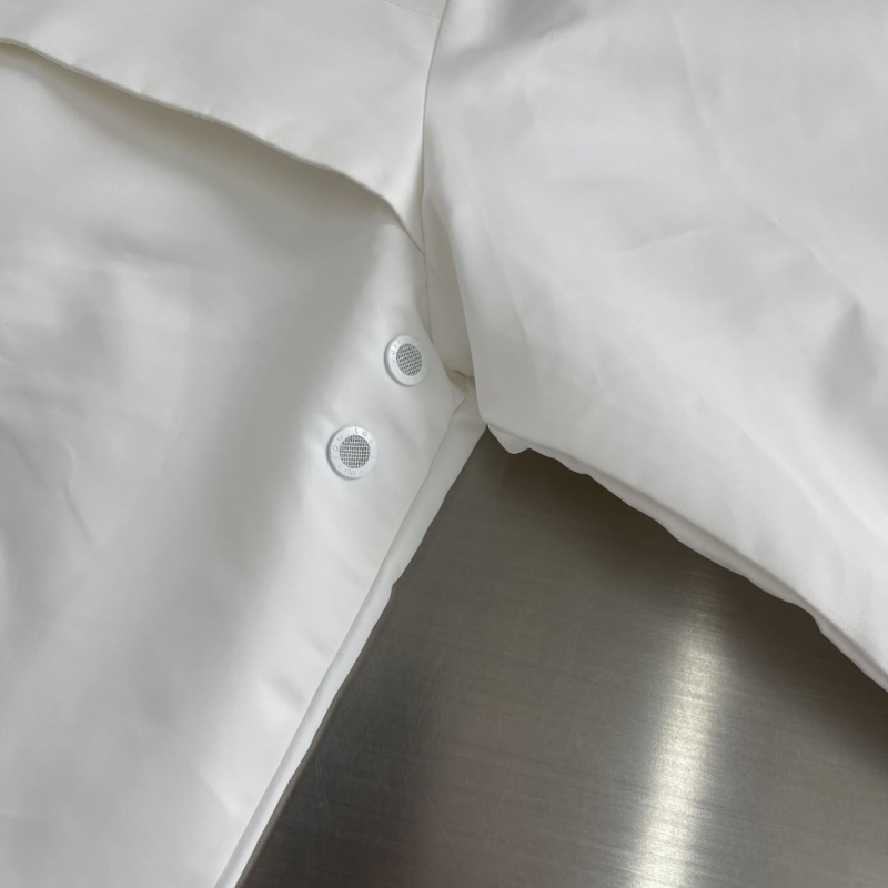 l0vis Vvtt0n outwear